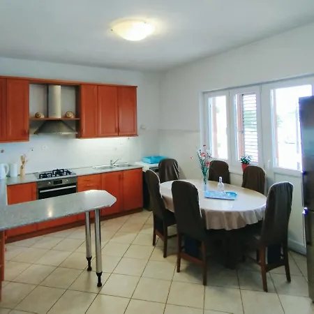 Apartment Grbac *